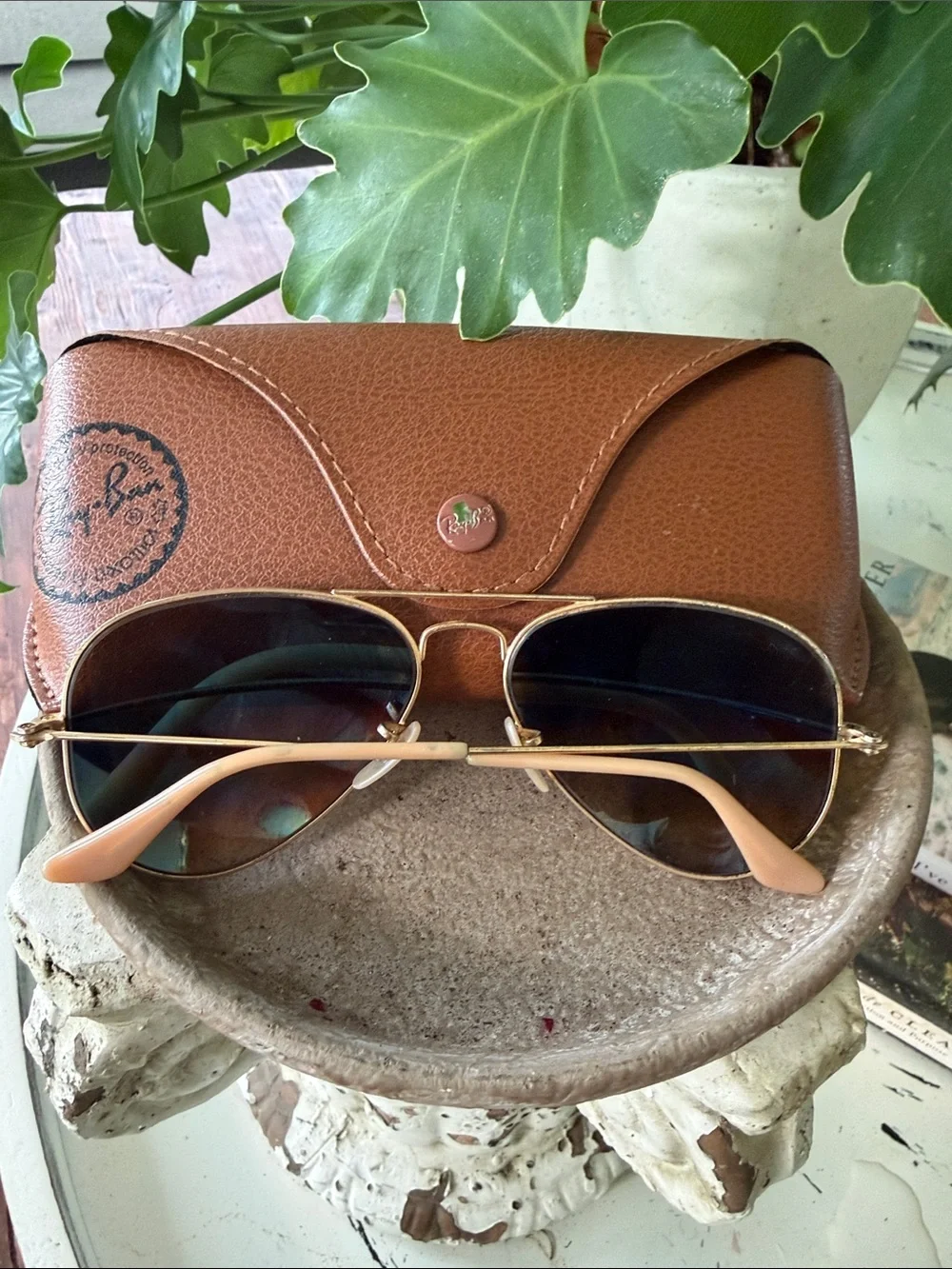 Ray-Ban Aviator Sunglasses in Gold with Brown Lenses